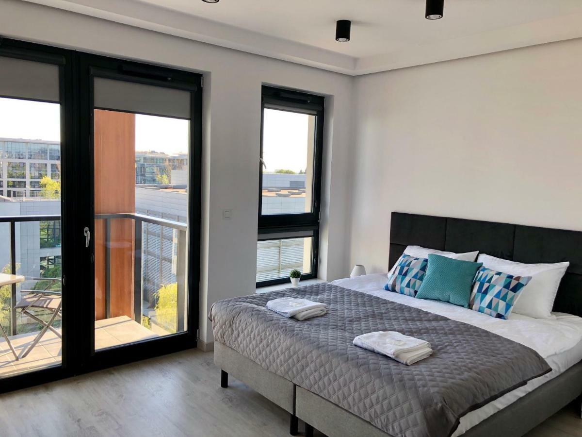 Living Point Residence Варшава Екстер'єр фото
